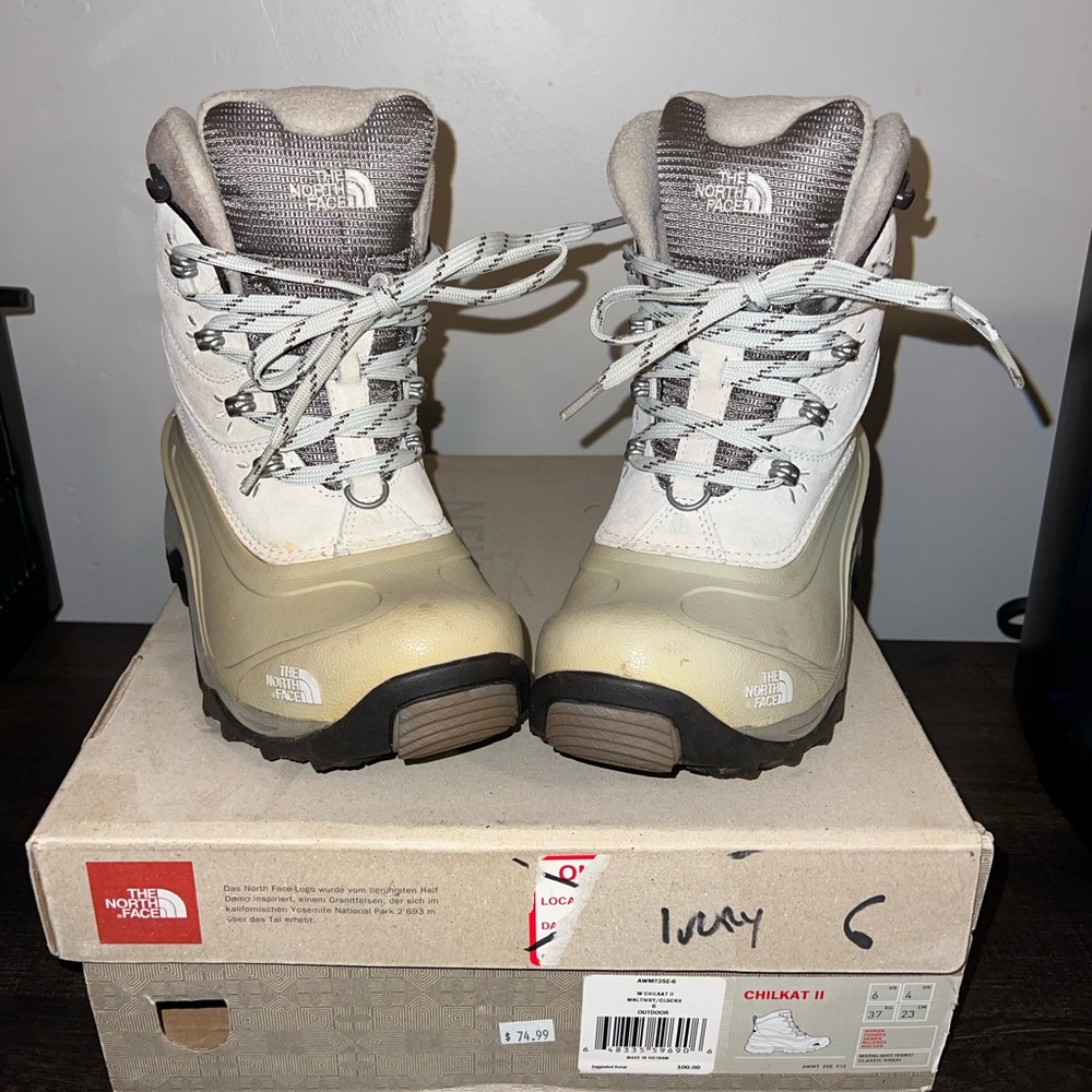 The North Face Ivory and Gray Insulated Winter Boots